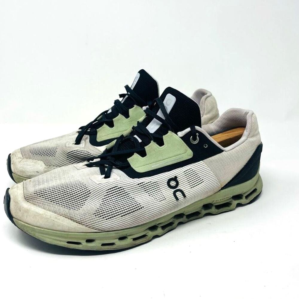 ON Cloudstratus Green White Athletic Running Daily Sneaker Mens Size 11.5